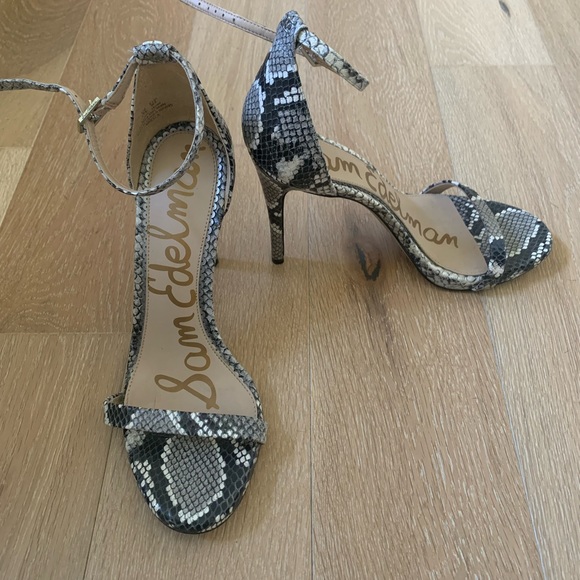 Sam Edelman Snake Skin Heel Size 8.5 - Picture 2 of 5